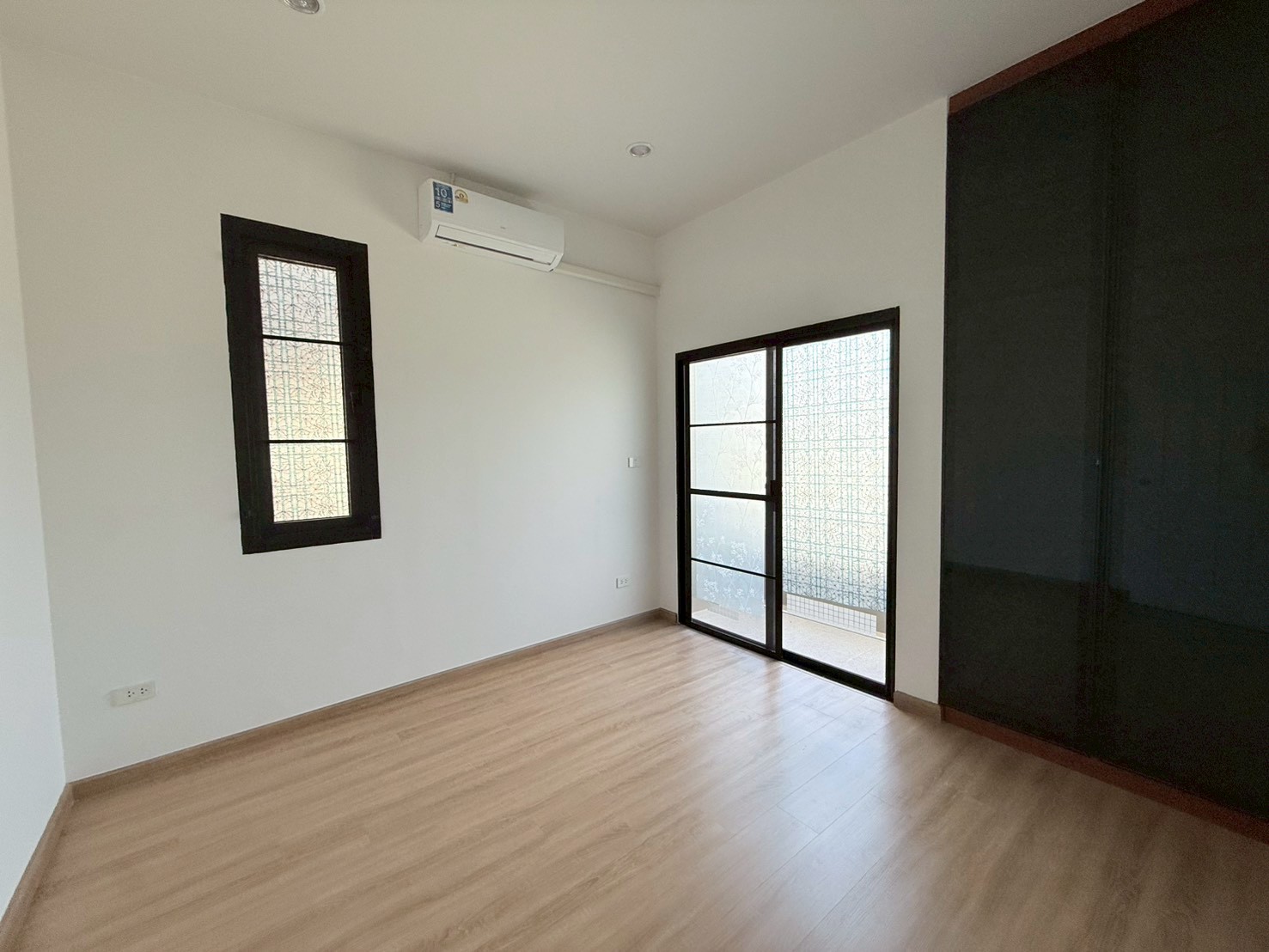 บ้านแฝดสไตล์บ้านเดี่ยว พร้อมบิ้วอินจัดเต็ม